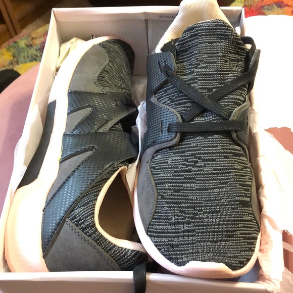 JustFab Shoes - NWOT JustFab Women’s Sz12 Kanya Athletic Sneakers
